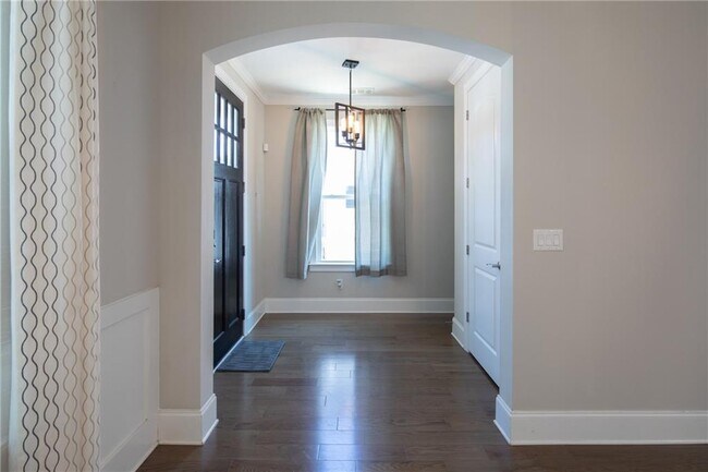Foto del edificio - 1382 Custer Ave SE