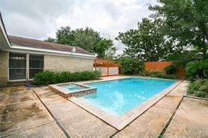 Foto del edificio - 7602 Ludington Dr