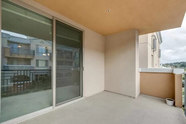 Foto del edificio - 3857 Pell Pl