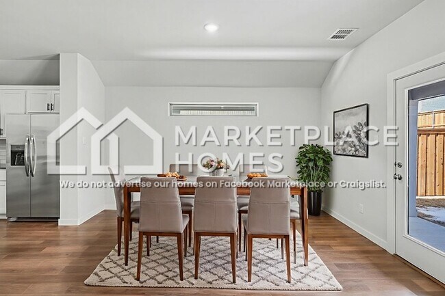 Foto del edificio - 1428 Ranchero Rodeo Rd