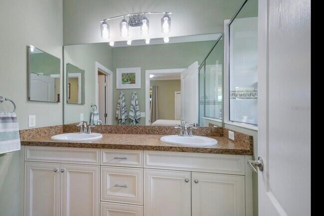 Building Photo - 4911 Boston Common Glen