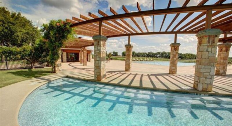 Foto principal - 2302 Kirkstall Wy