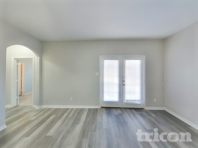 Foto del edificio - 11350 Luckey Ledge