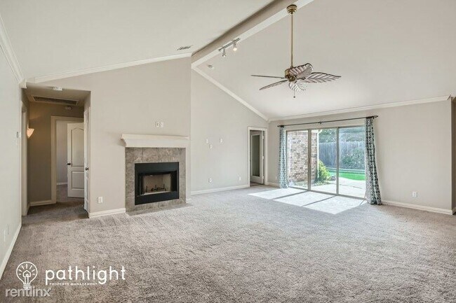 Building Photo - 3 br, 2 bath House - 236 Timber Ridge Lane...