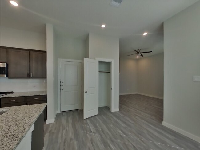 Foto del edificio - 22741 Terrazzo Dr