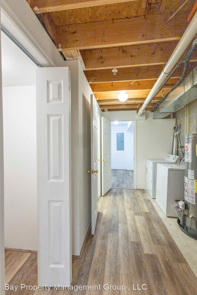 Building Photo - 3 br, 4.5 bath House - 815 W Cross St