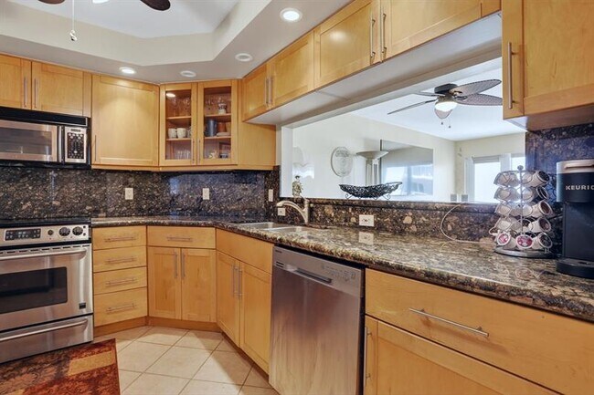 Foto del edificio - 111 N Pompano Beach Blvd