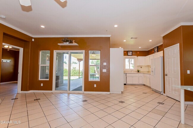 Foto del edificio - 43963 Glenraven Rd
