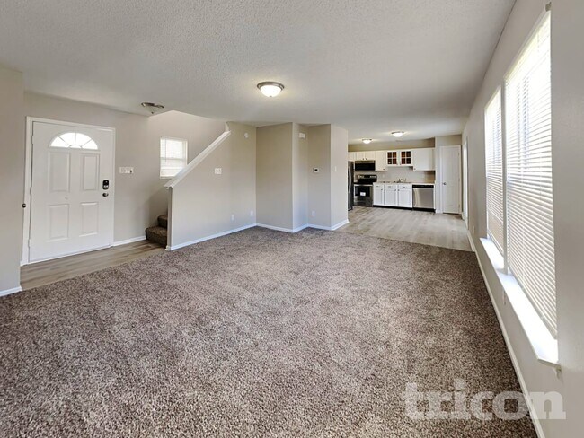 Foto del edificio - 11818 Buck Creek Cir