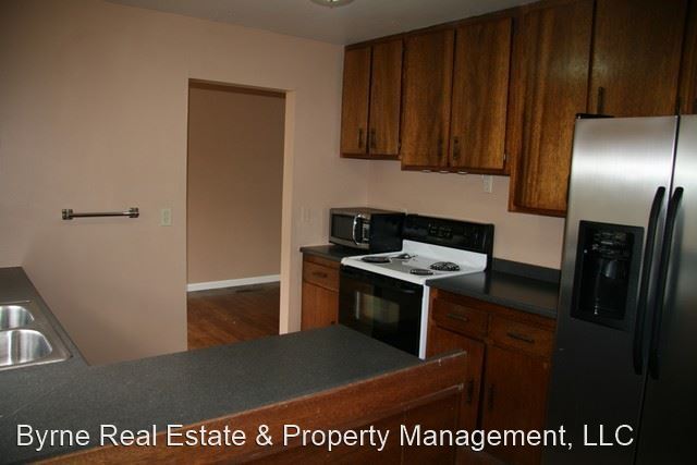 Building Photo - 3 br, 1.5 bath House - 1615 Holmes Drive
