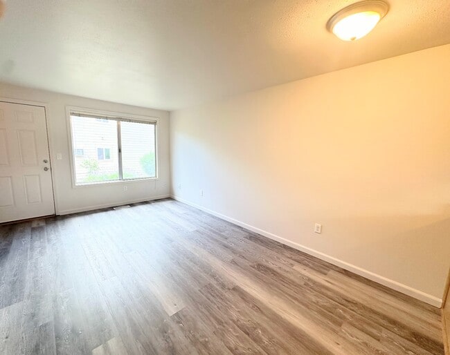Building Photo - 2127 N Keene Way Dr