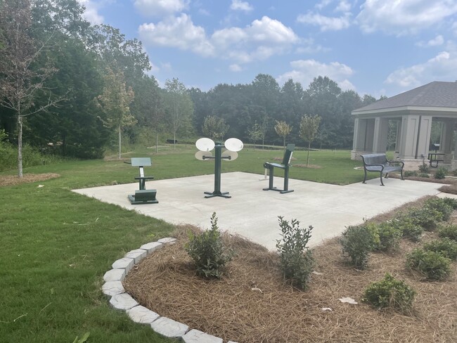 Outdoor Fitness Area & Gazebo - Cedar Trace