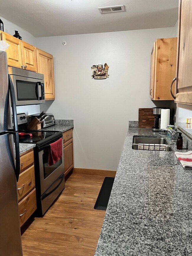 Foto del edificio - 244 S Cottonwood Rd