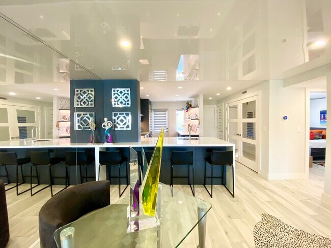Foto del edificio - 2871 N Ocean Blvd