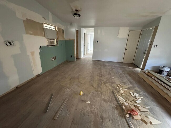 Building Photo - 4217 King Alfred Dr