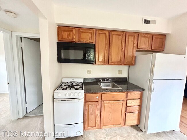 Foto del edificio - 2 br, 1 bath House - 1730 Cottman Ave