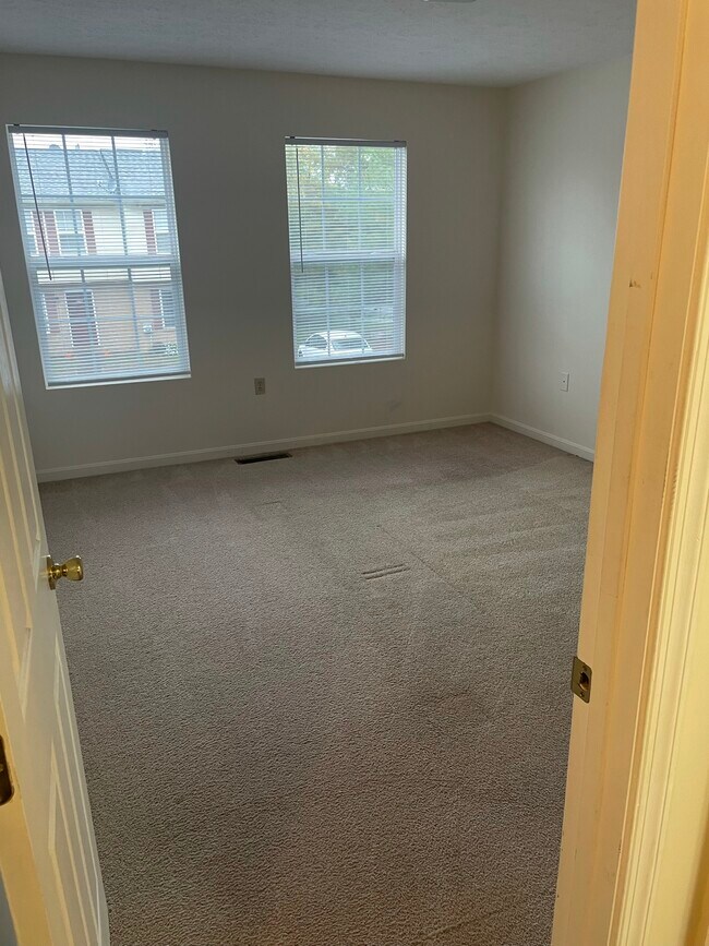 376 Woodstock Ln, Winchester, VA 22601 Townhome Rentals in Winchester