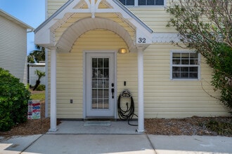 Building Photo - 340 Scenic Gulf Dr
