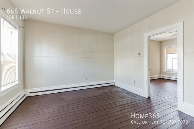 Building Photo - Stuning 4 bedroom house in Pottstown! AVAI...