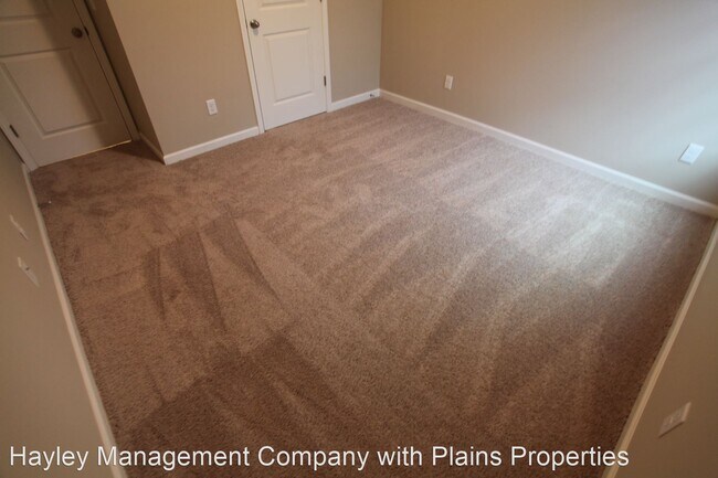 Foto del edificio - 5 br, 3 bath House - 1006 Dunkirk Circle