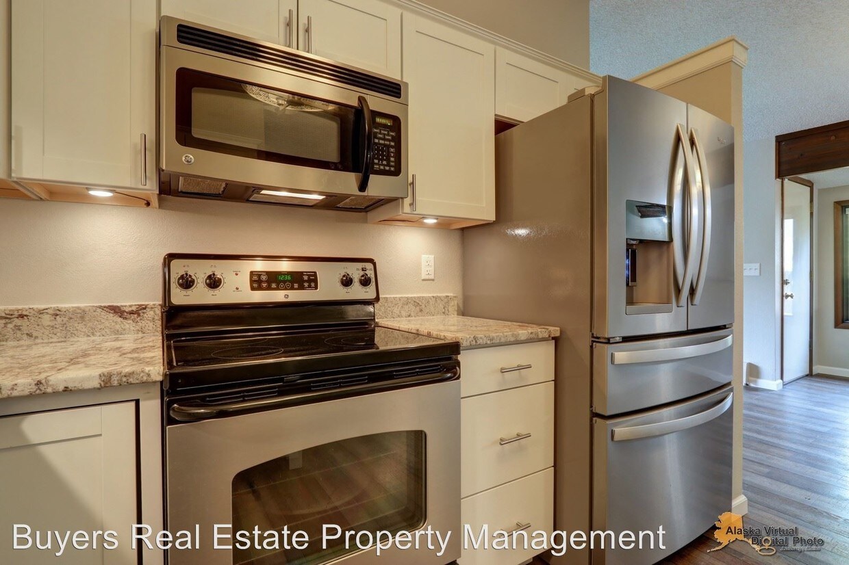 Primary Photo - 3 br, 2 bath House - 7213 Foxridge Circle #1