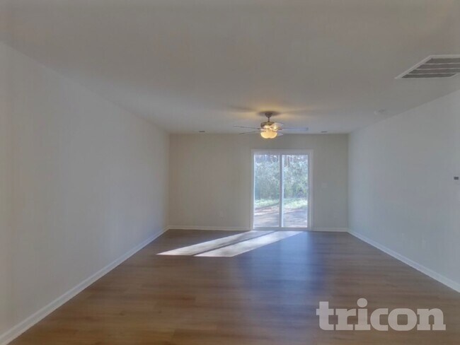 Foto del edificio - 139 Clairvale Ct