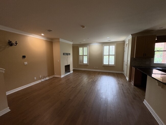 Building Photo - 713 S Madison Pl