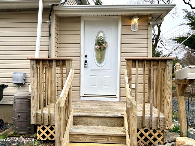 Building Photo - 34 Tindall Rd