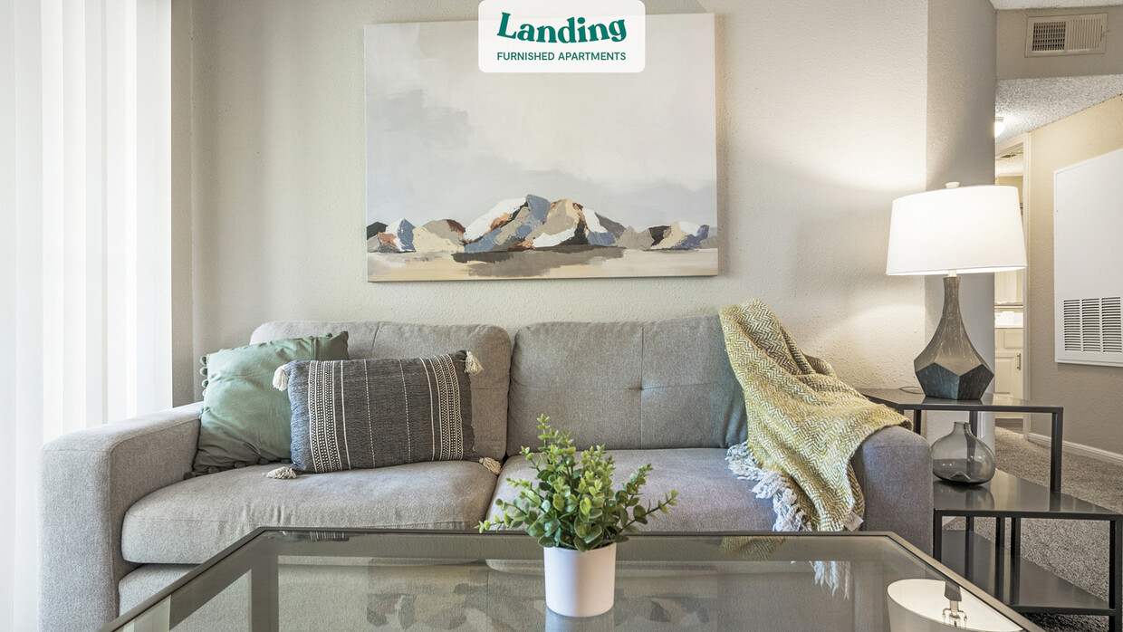 Foto principal - 14300 Tandem Blvd