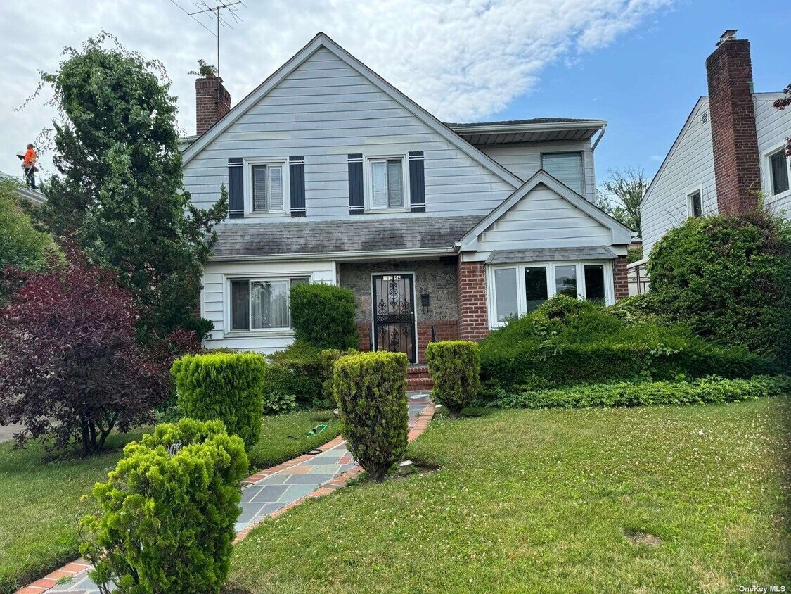 Primary Photo - 110-56 67th Rd