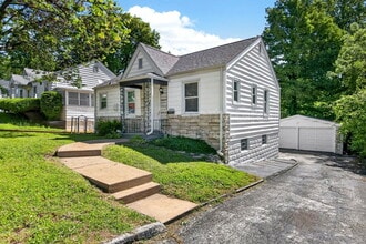 Building Photo - 10066 Dorothy Ave