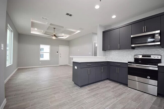Foto del edificio - 1412 N Iris St