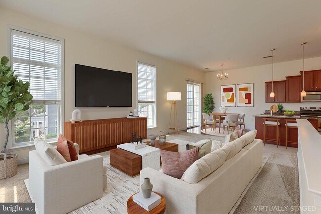 Building Photo - 705 Stag Ct