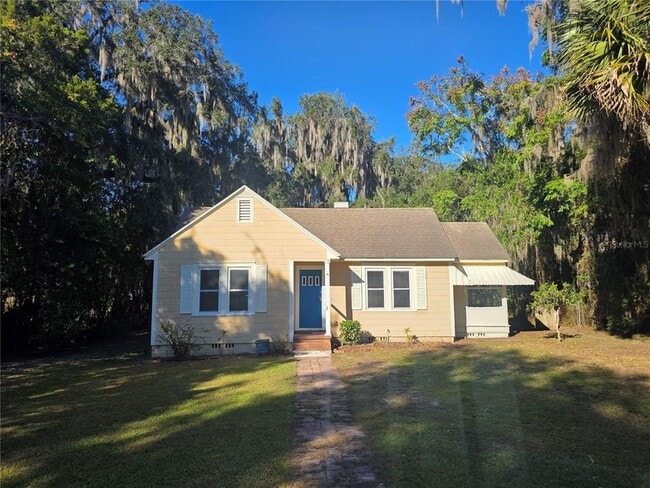 Foto del edificio - 1023 NE 6th St