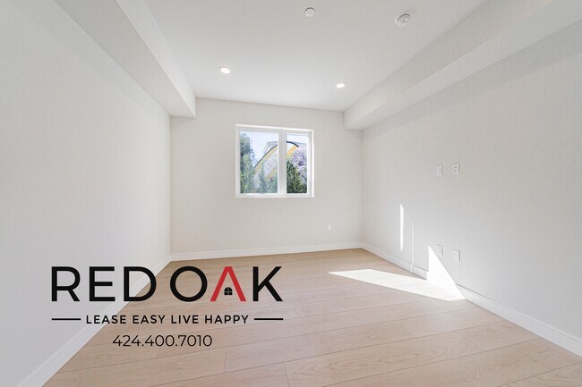 Foto del edificio - 5320 Cartwright Ave