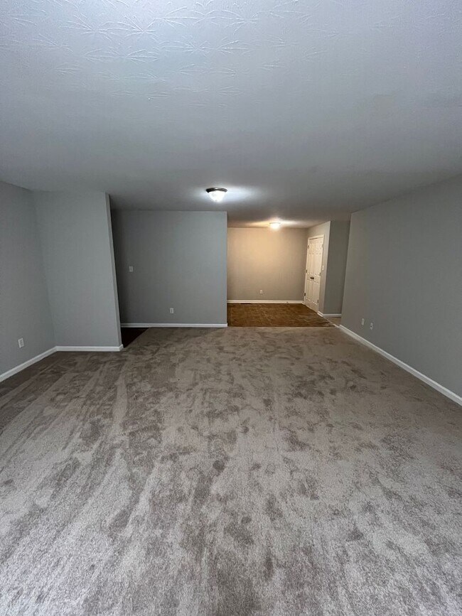 Foto del edificio - Upper Stone Apartments