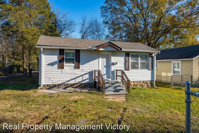 Building Photo - 3 br, 1.5 bath House - 313 79th Street N.