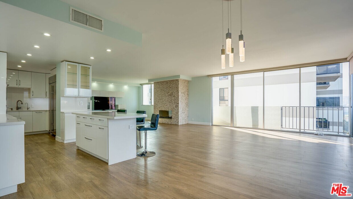 Foto principal - 10433 Wilshire Blvd