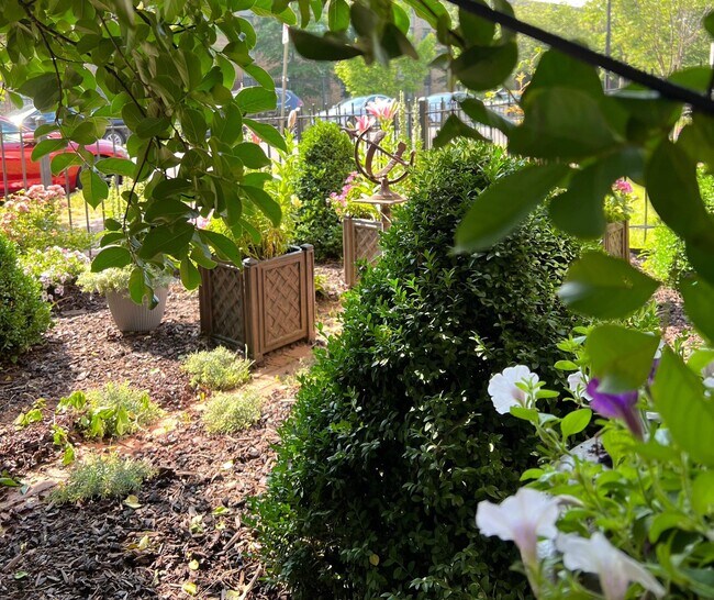 Foto del edificio - 721 12th St SE