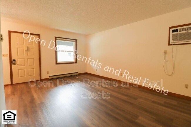 Building Photo - 1470 E Kammerer Rd