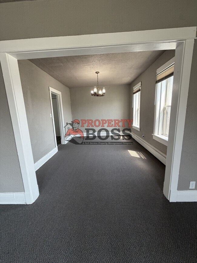 Foto del edificio - 546 E 7th Ave