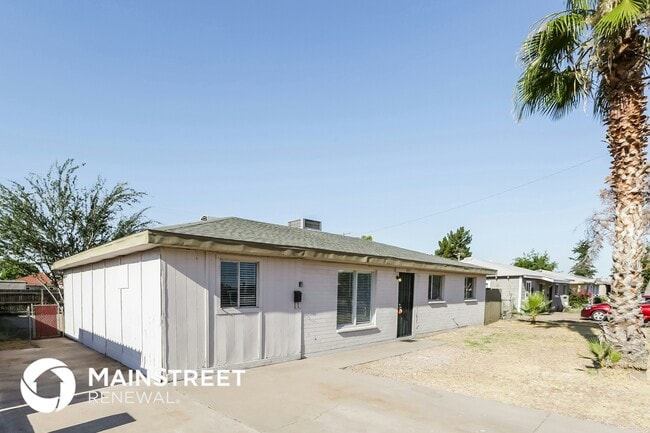 Building Photo - 3133 W Marshall Ave