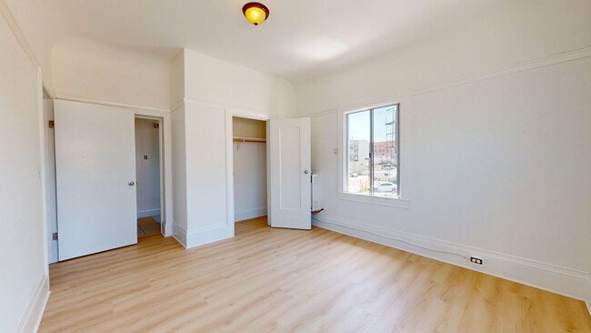 Building Photo - 1446 1st Ave