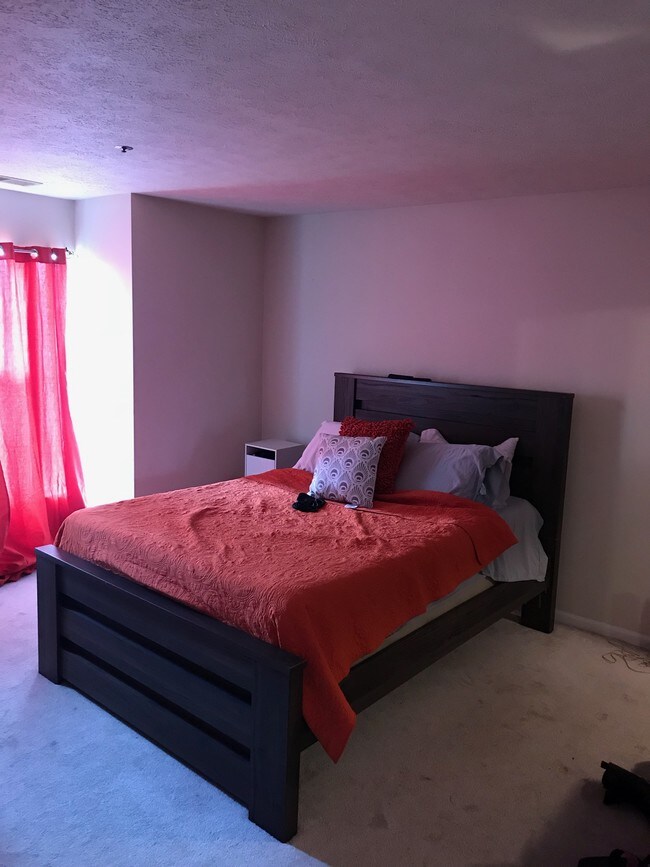 Building Photo - 609 Himes Ave