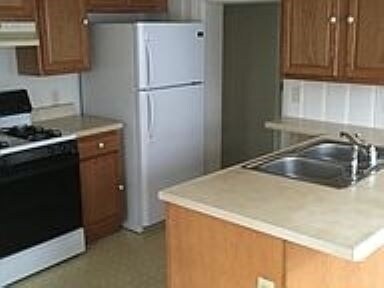 Kitchen - 416 S 6th St
