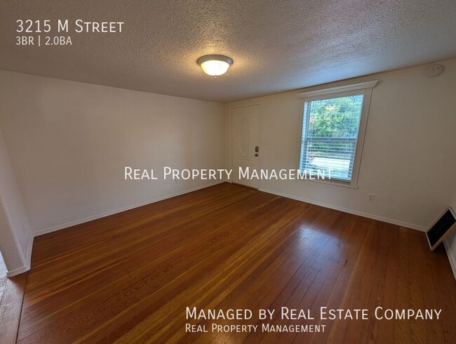 Building Photo - 3215 M St