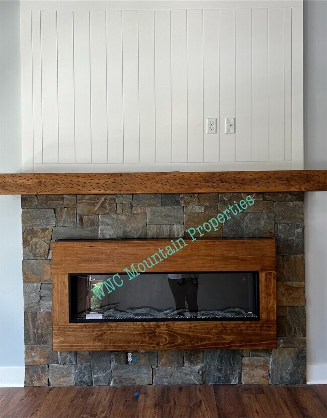 Foto del edificio - 5 Heartleaf Cir