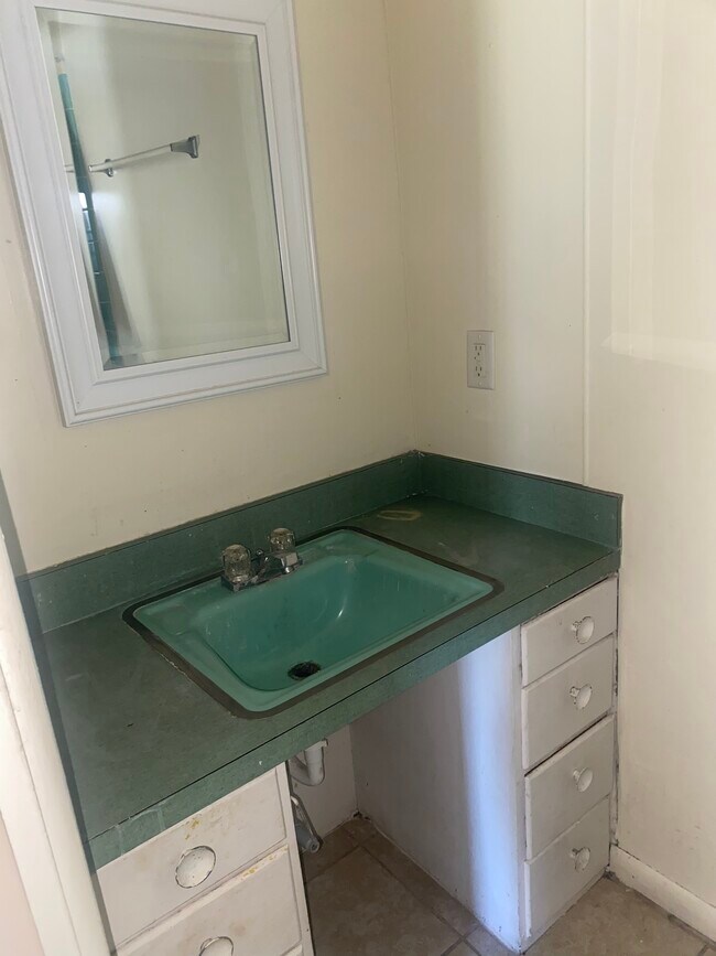 Foto del edificio - 1845 Orangewood Ave SW