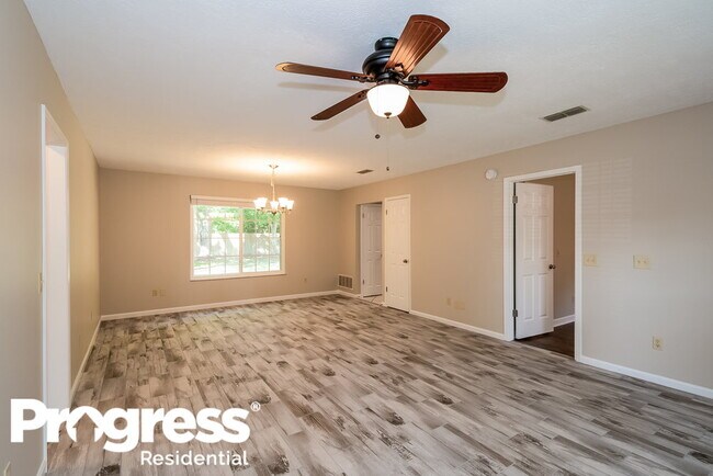 Foto del edificio - 2383 Dundee Ct E