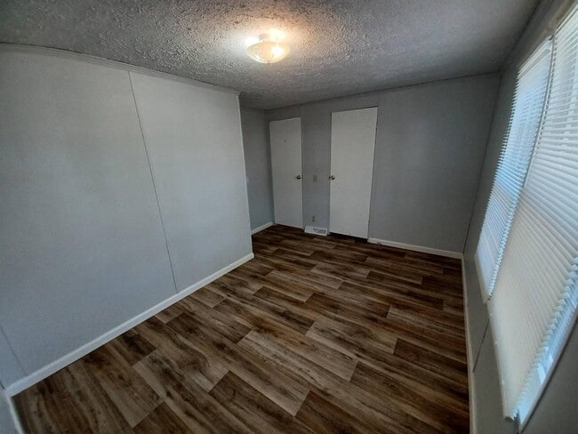 Foto del edificio - 113 Dogwood Dr